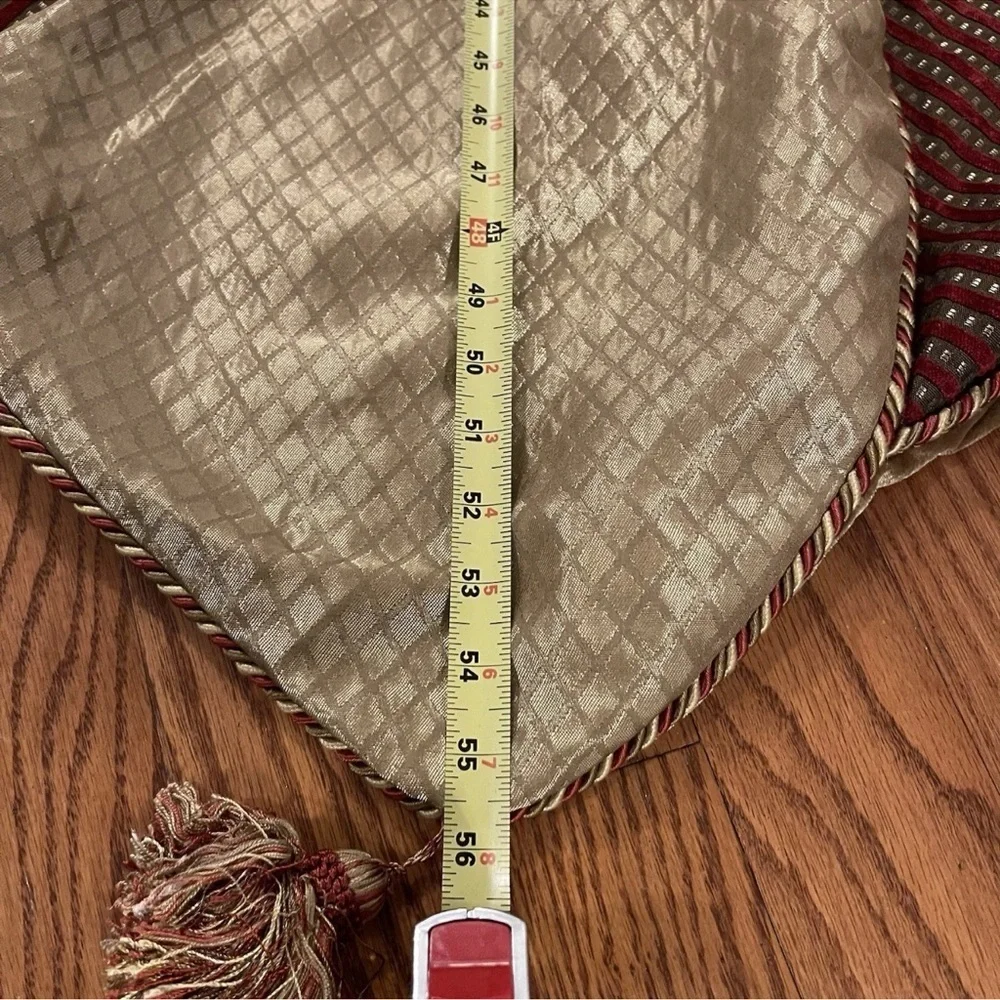 Seasons of Serendipity Christmas Tree Skirt Deep Red & Gold Tassels 56”